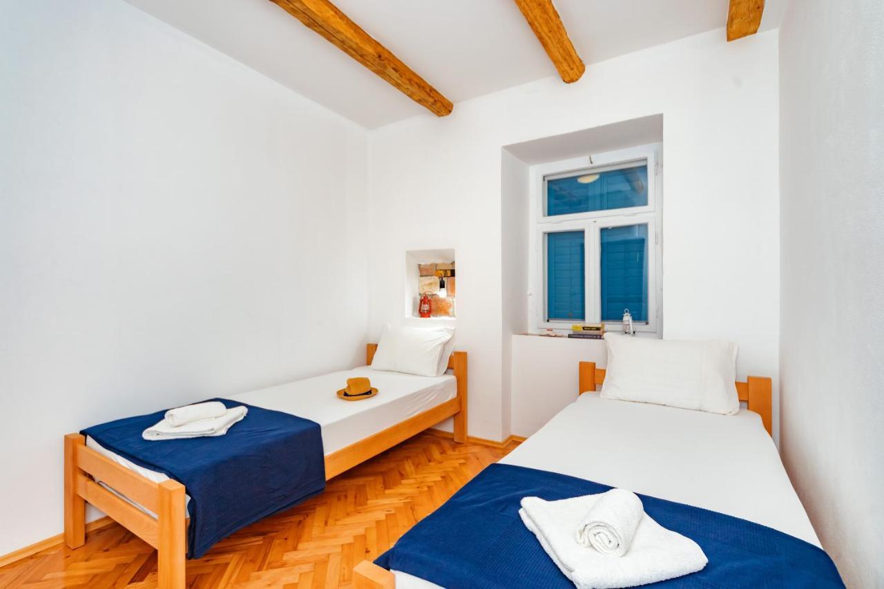 Apartment Magazini Petrovac エクステリア 写真