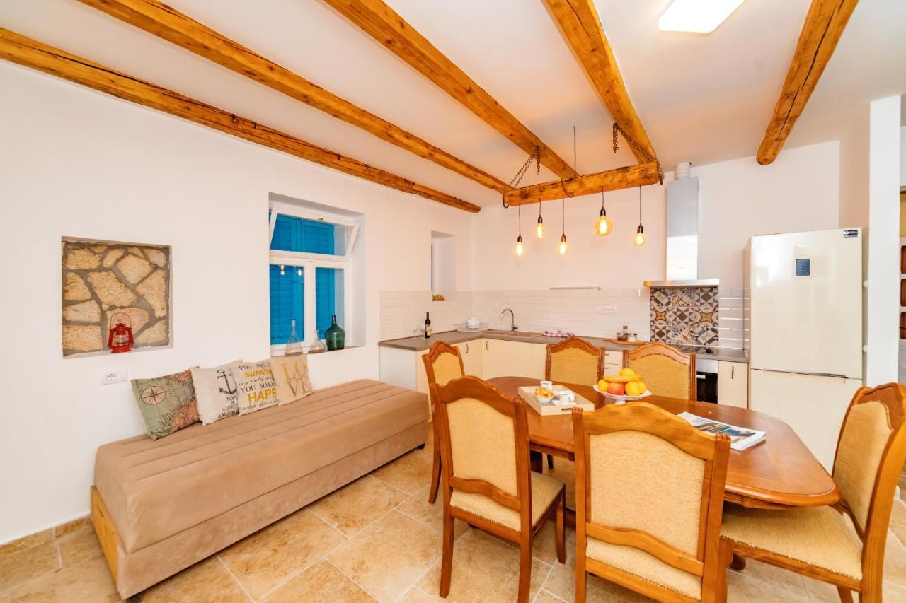 Apartment Magazini Petrovac エクステリア 写真
