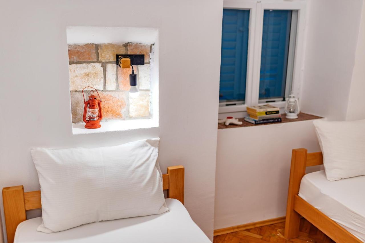 Apartment Magazini Petrovac エクステリア 写真